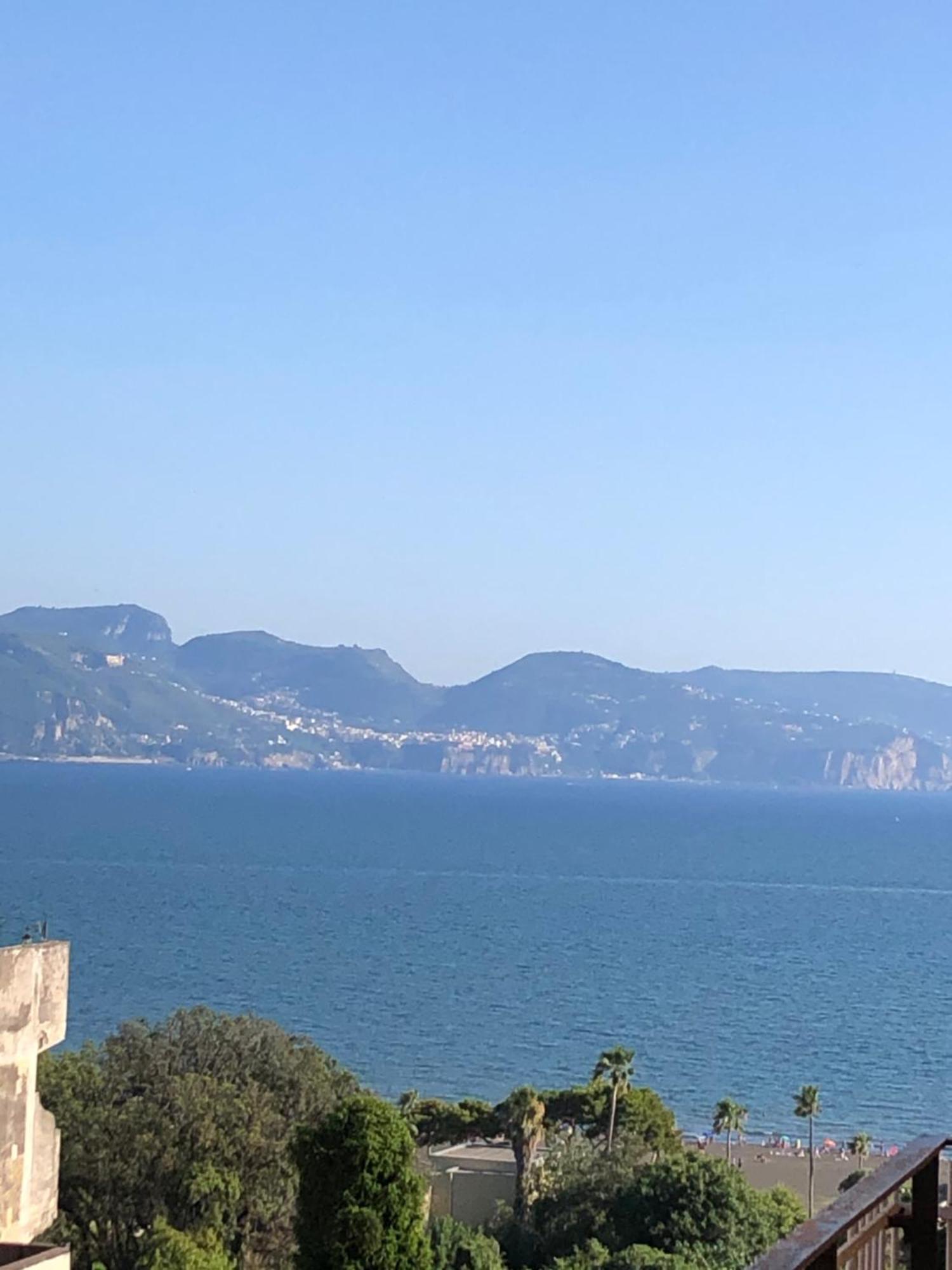 Sogno Di Mezza Estate Apartment Торе Анунциата Екстериор снимка